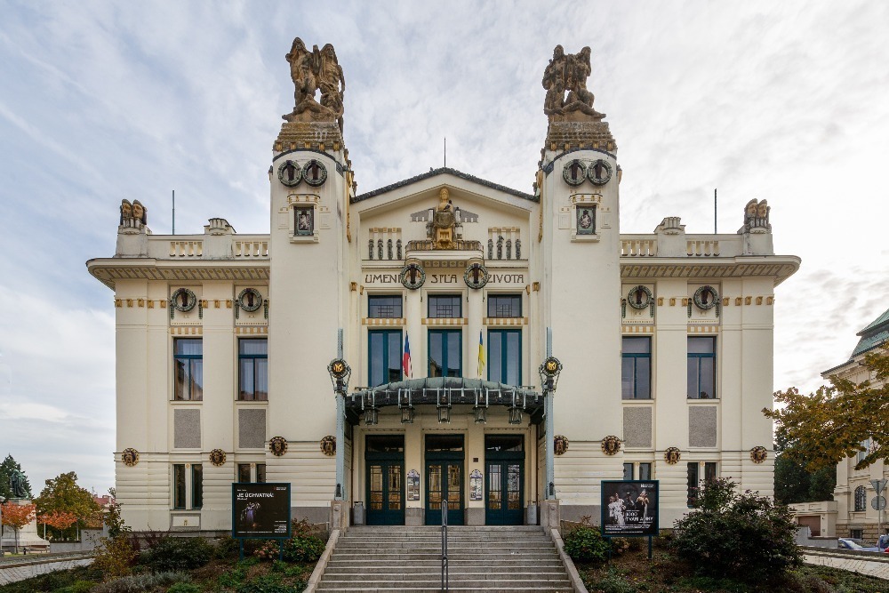 Městské divadlo Mladá Boleslav přijme pracovníka na pozici „Pracovník techniky scény – řidič NV“